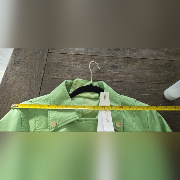 Vegan leather green jacket. - Picture 8 of 10